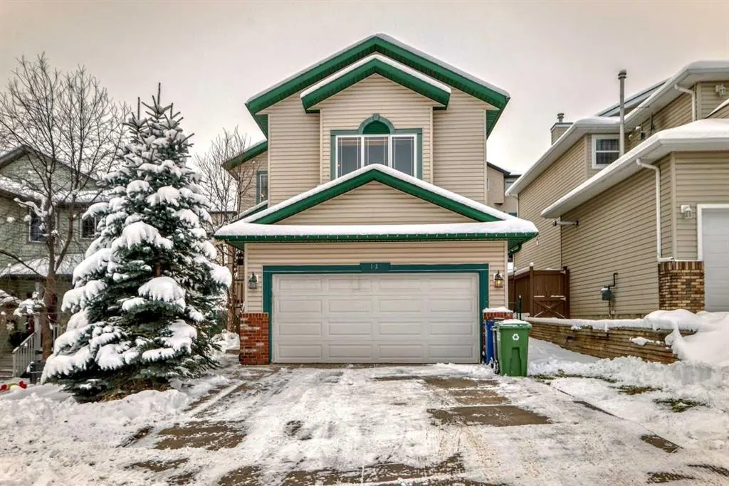 13 Bow Ridge Drive — photo 1