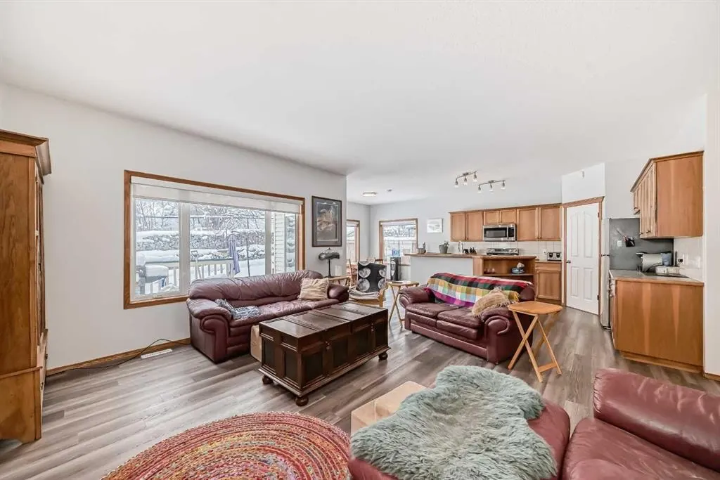 13 Bow Ridge Drive — photo 3