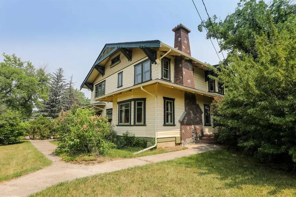 302 King Street — photo 2