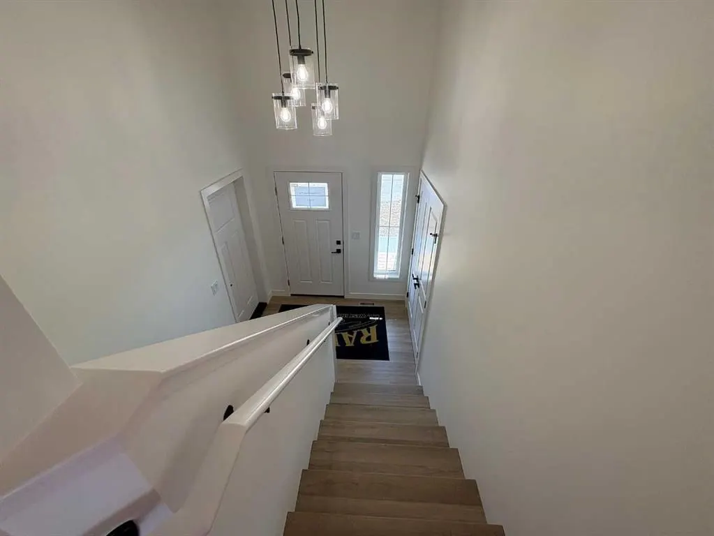 423 Meadowlark Way — photo 3