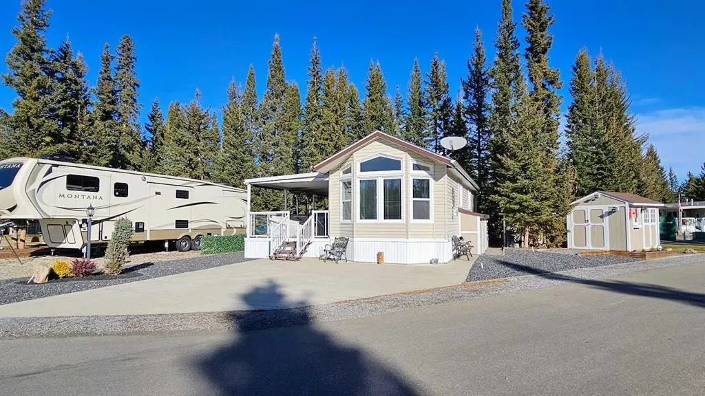32351 Range Road 55 #28 — photo 2