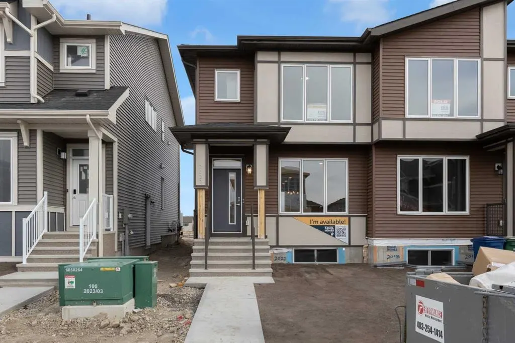 2022 Cobblebrook Crescent SW — photo 3