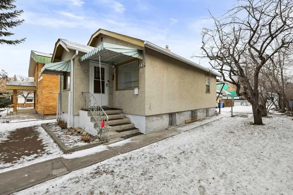 230 8A Street NE — photo 3
