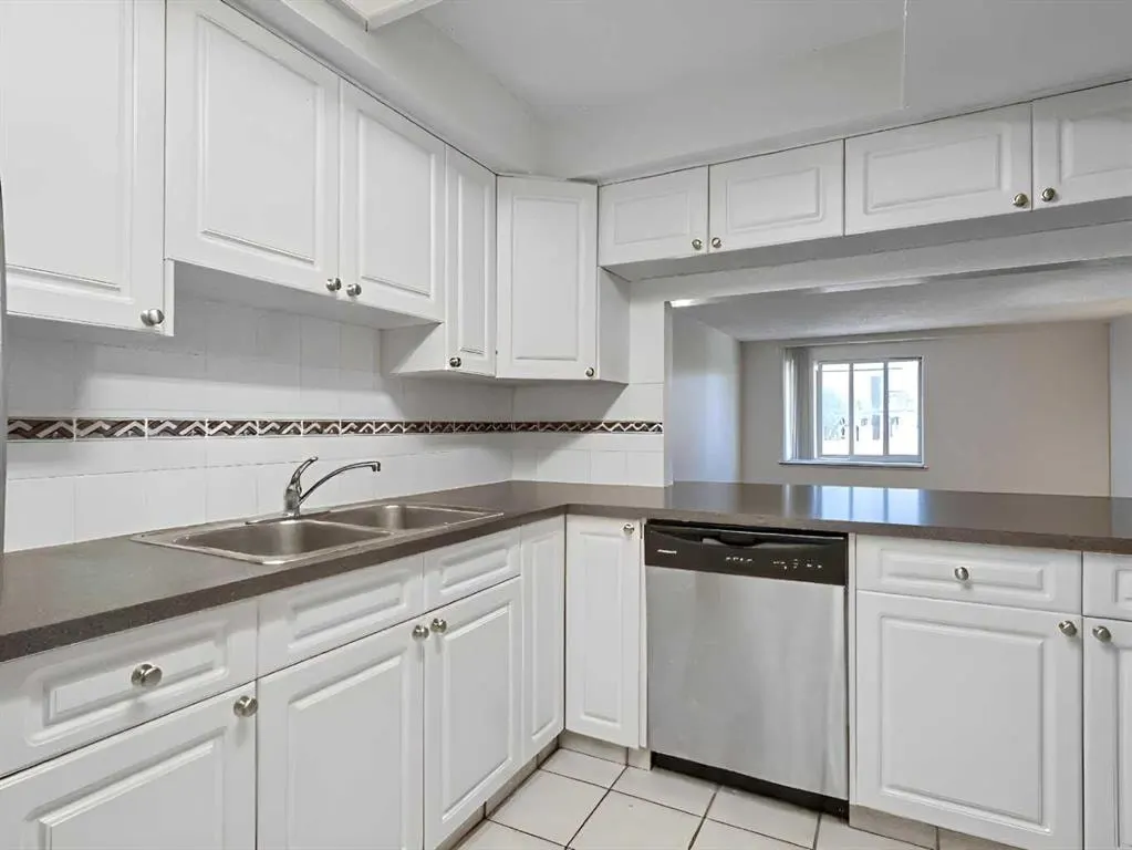 1625 14 Avenue SW #205 — photo 3
