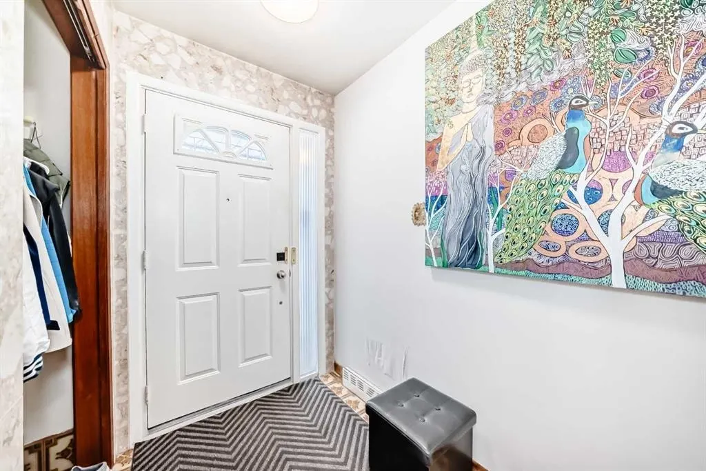 31 Fenton Road SE — photo 2