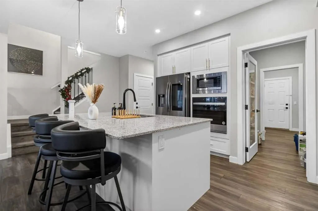 66 Belmont Manor SW — photo 3