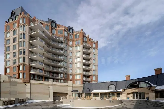 1726 14 Avenue NW #705