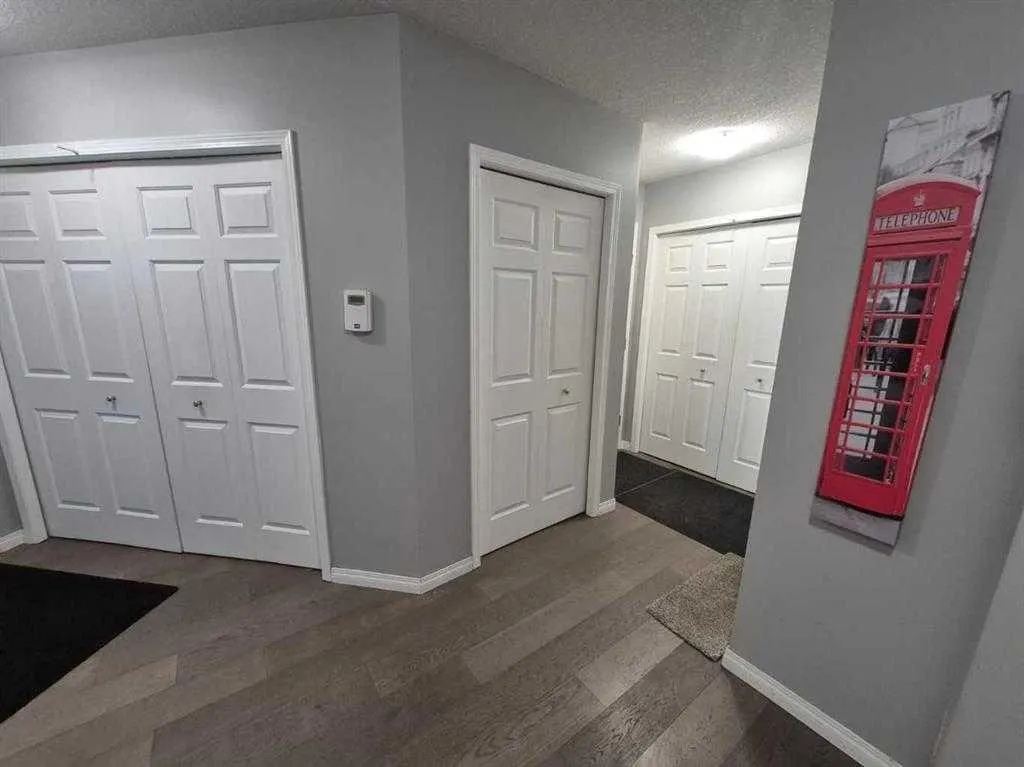 422 BridleCreek Green SW — photo 2