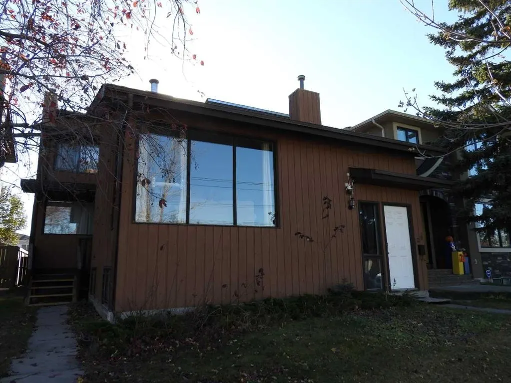 129 32 Avenue NW — photo 2