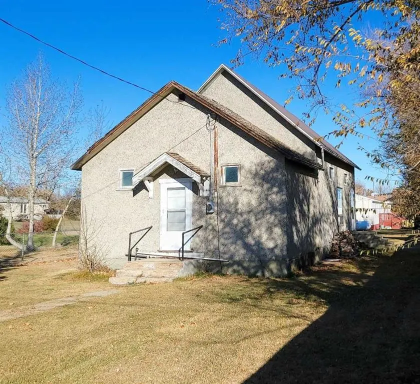 110 1 Avenue E — photo 2