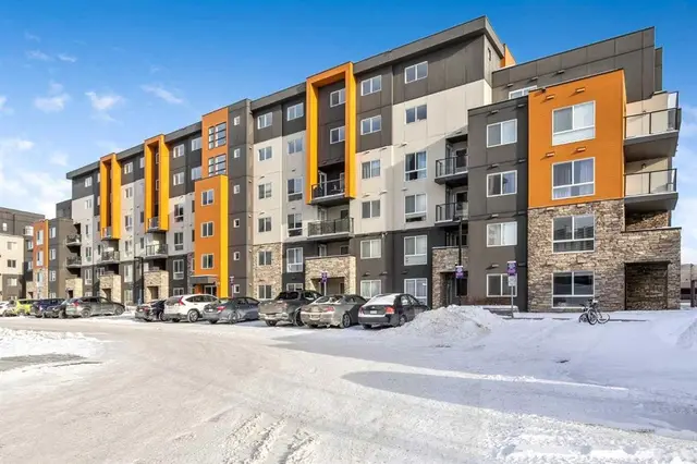 10 Kincora Glen Park NW #109