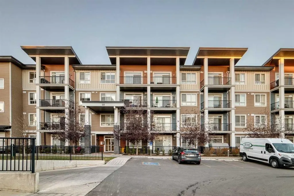 10 Walgrove Walk SE #405 — photo 2