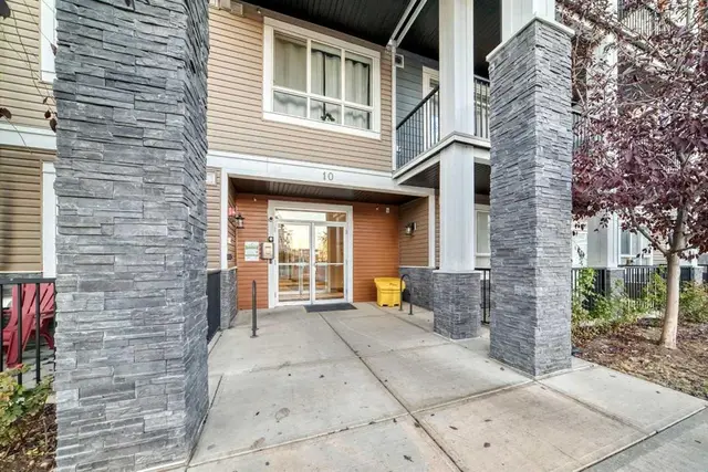 10 Walgrove Walk SE #405