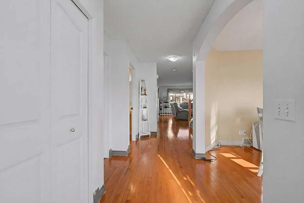 284 Hawkmere View — photo 3