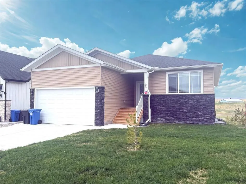 125 Westview Drive — photo 1