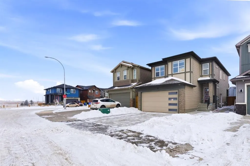 14 Belvedere Point SE — photo 2