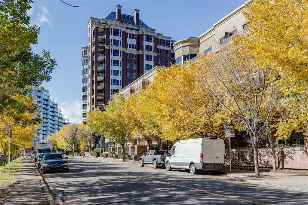 600 Princeton Way SW #702 — photo 2