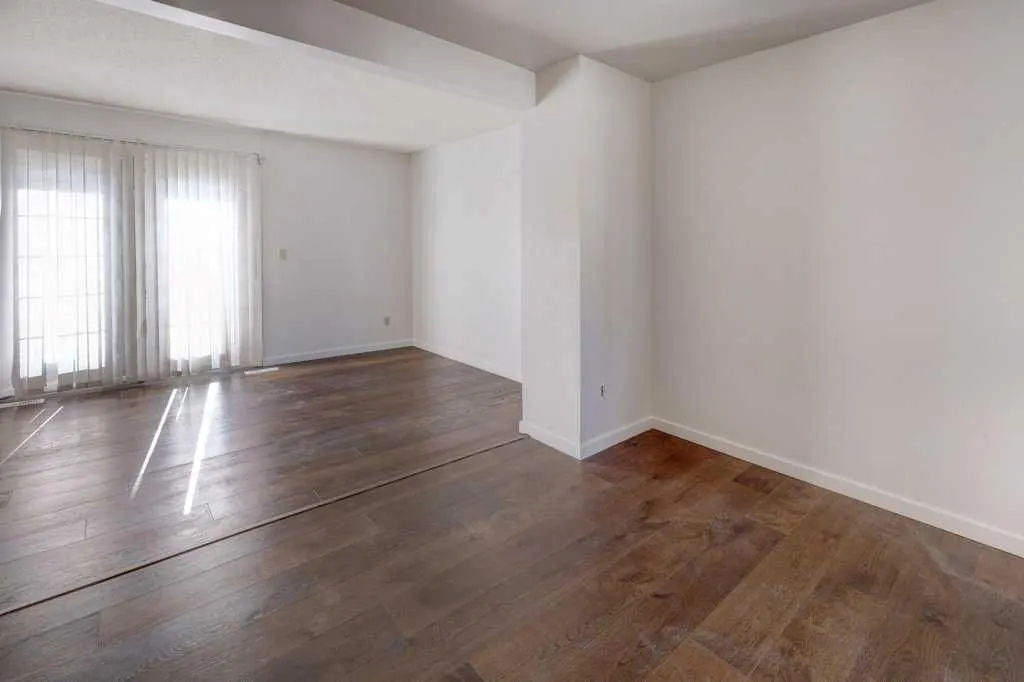 64 Whitnel Court NE #33 — photo 3