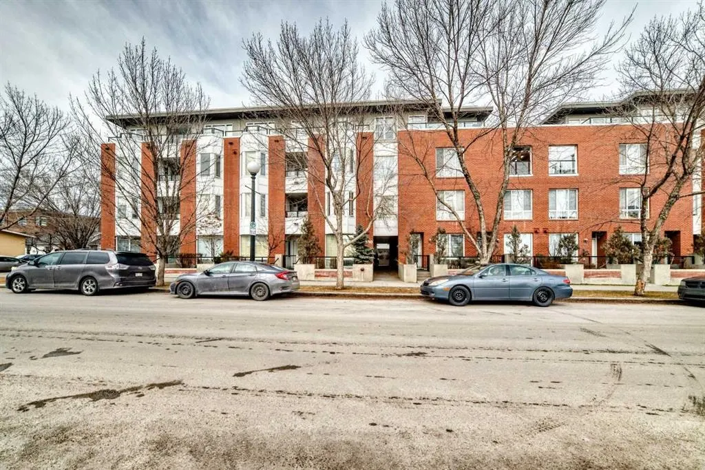 830 Centre Avenue NE #204 — photo 2