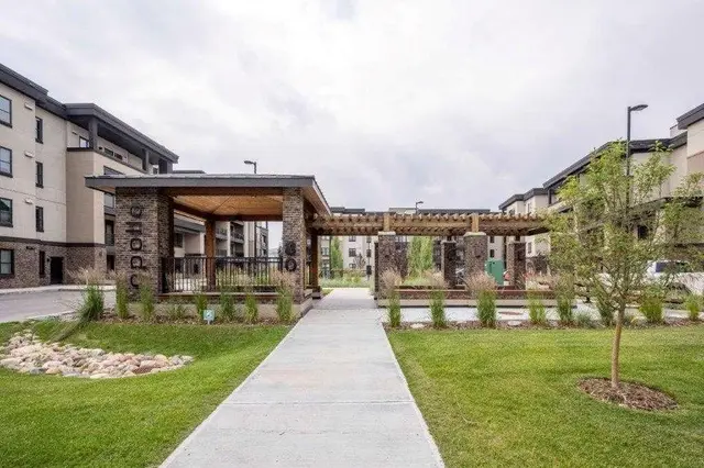 80 Greenbriar Place NW #3103
