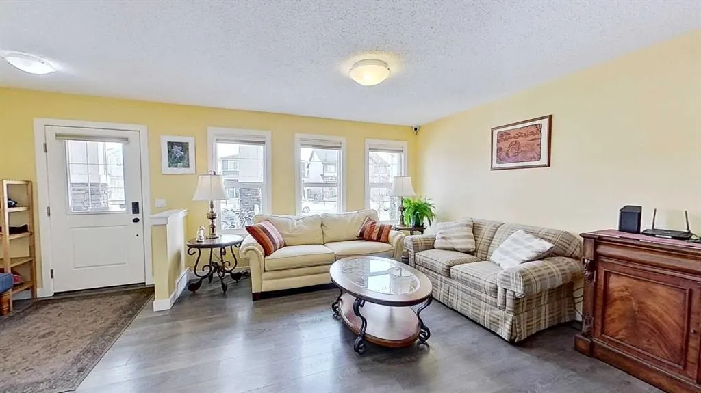 109 Heartland Boulevard — photo 2