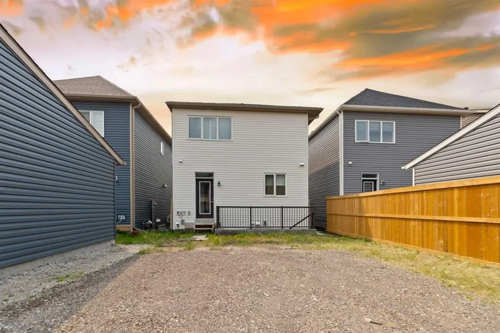 124 Cityspring Way NE — photo 3