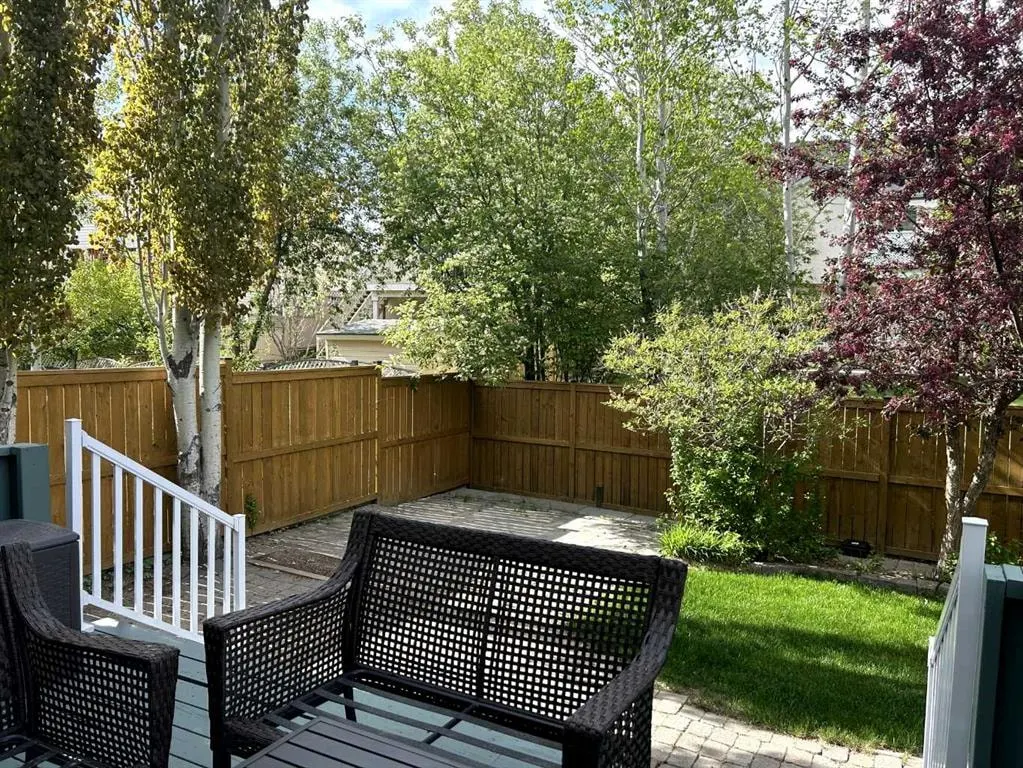 182 Harvest Creek Close NE — photo 3