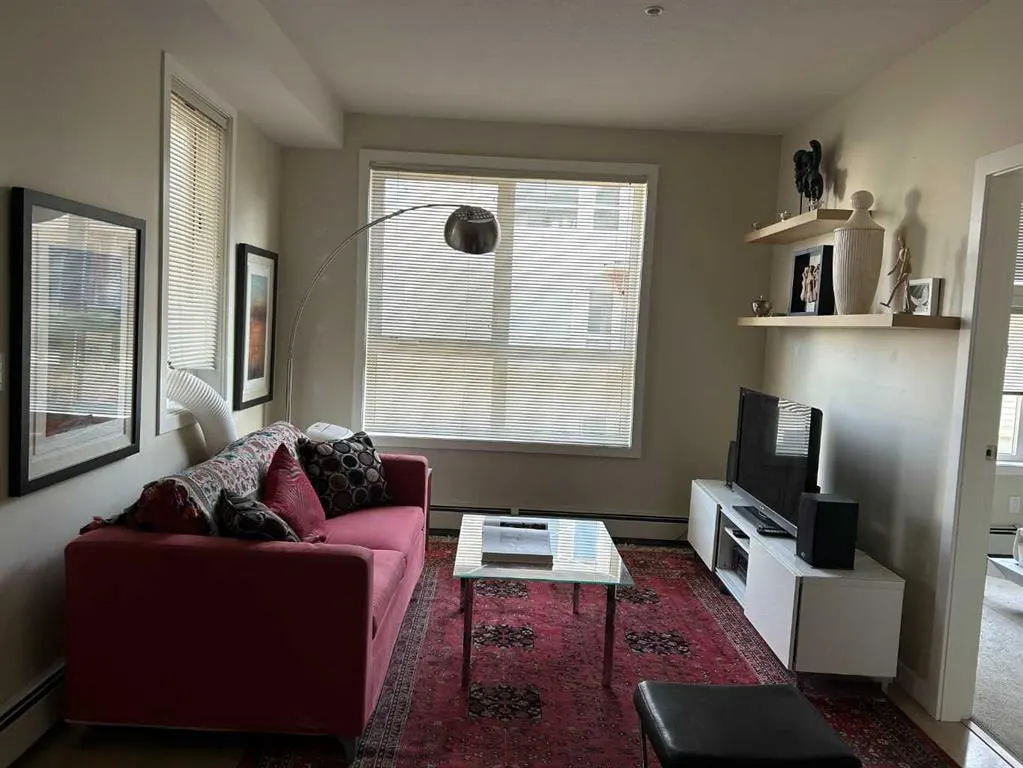 707 4 Street NE #201 — photo 3