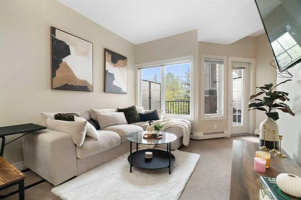 60 Royal Oak Plaza NW #227 — photo 2