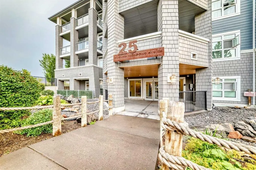 25 Auburn Meadows Avenue SE #426 — photo 3