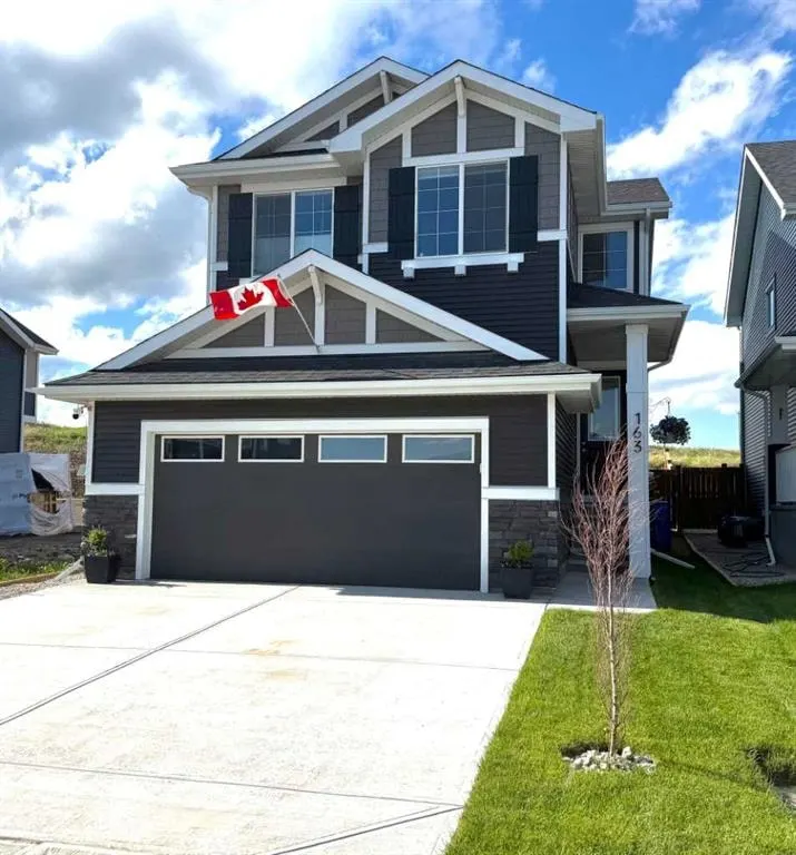163 Sundown Crescent — photo 2