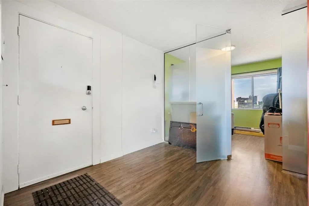519 17th Avenue SW #720 — photo 3