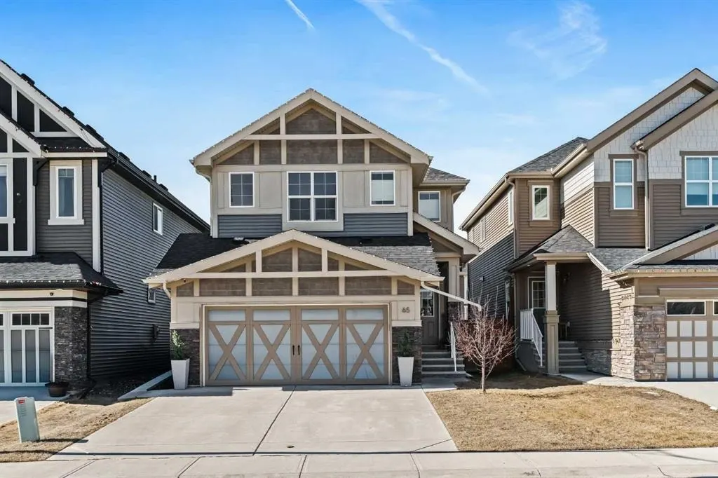 65 Sunrise Crescent — photo 2