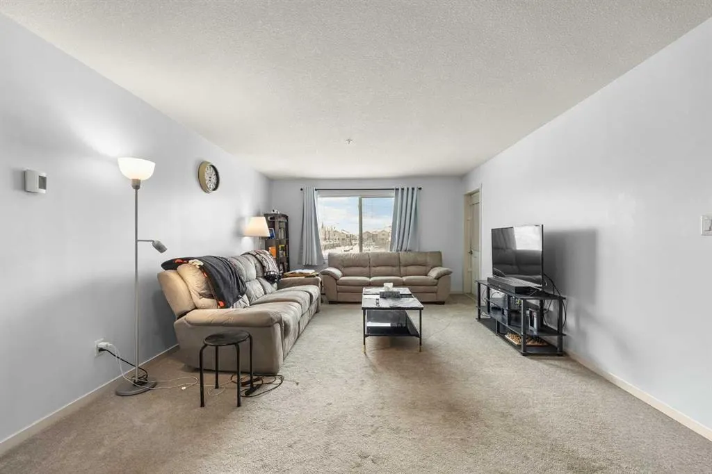 181 Skyview Ranch Manor NE #2210 — photo 2