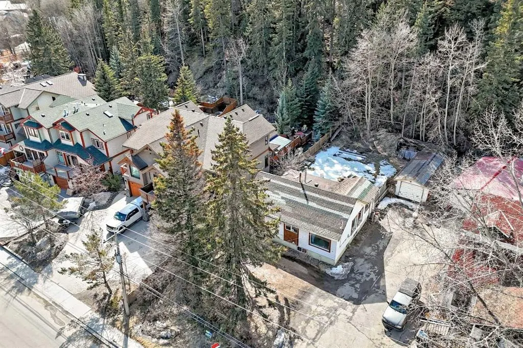 231 Three Sisters Drive — photo 2
