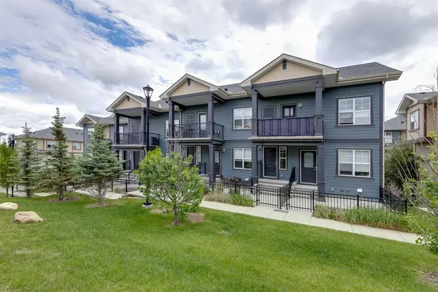 132 Evanscrest Gardens NW