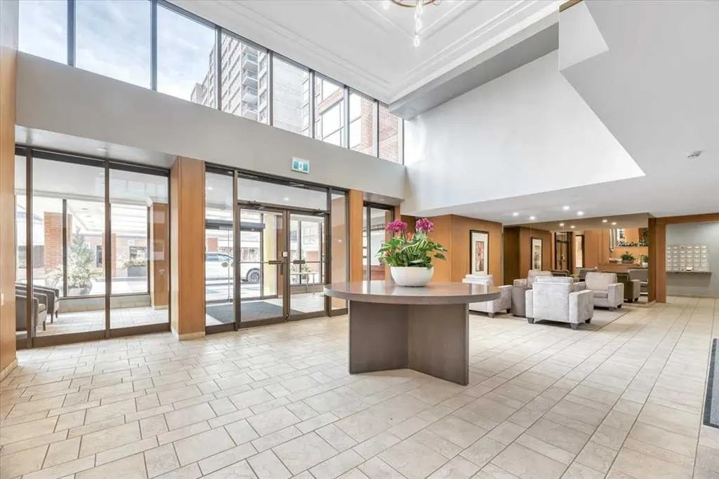 318 26 Avenue SW #501 — photo 3