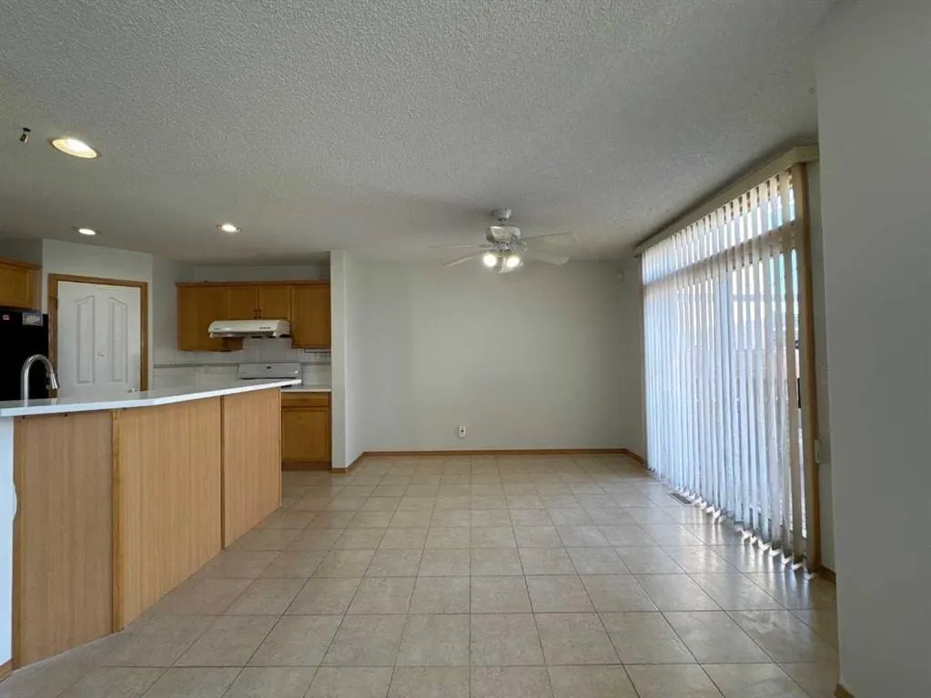 244 Los Alamos Place NE — photo 1