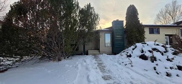 235 Fallswater Road NE
