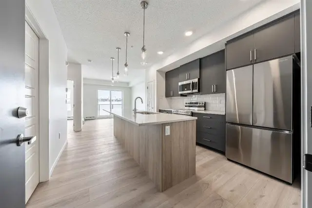 245 Edith Place NW #419