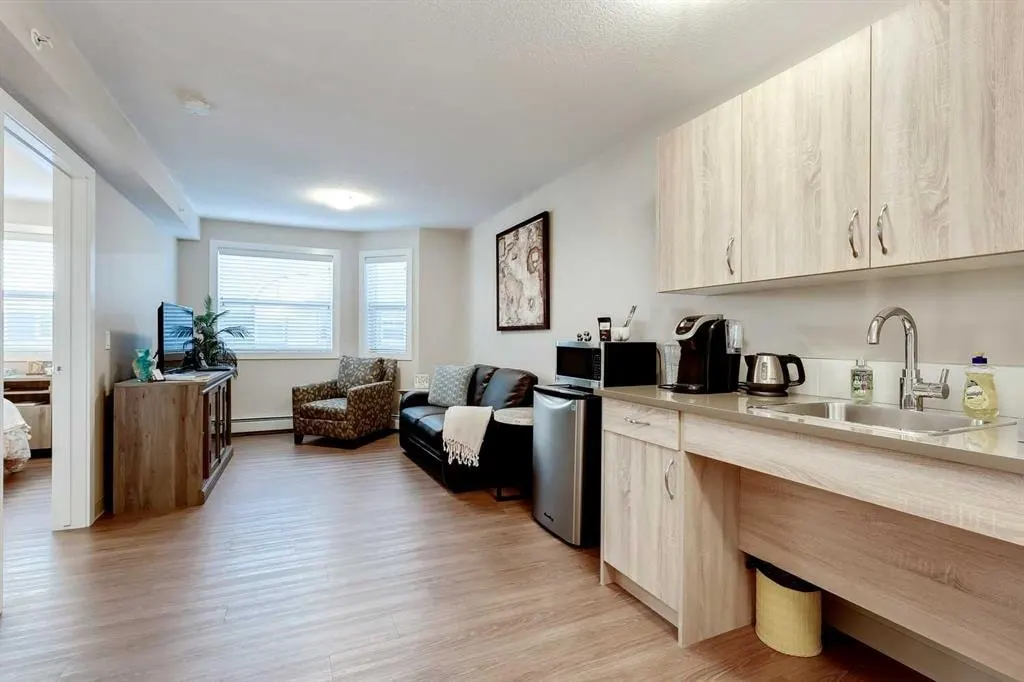 2635 Eversyde Avenue SW #404 — photo 2