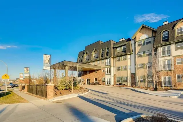 2635 Eversyde Avenue SW #404
