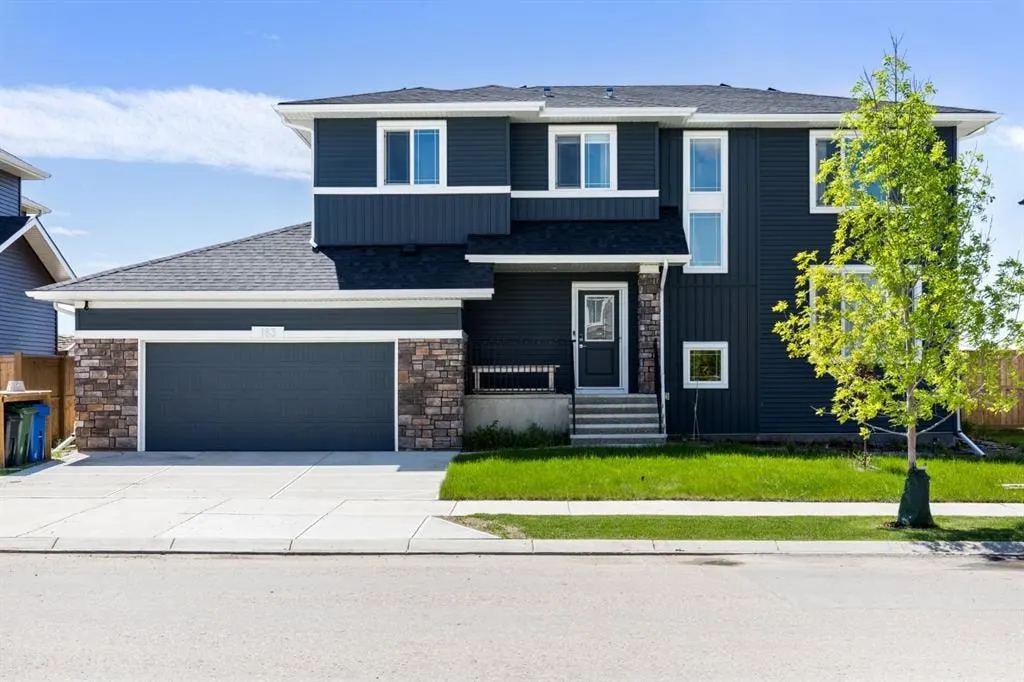 183 Brander Avenue — photo 1