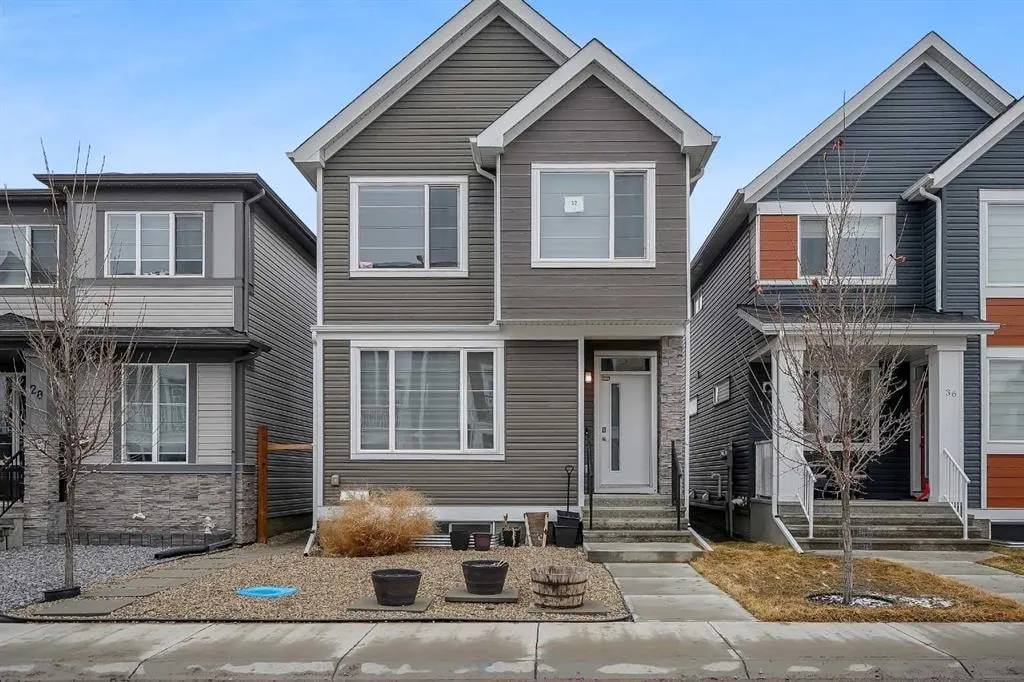 32 SETON Row SE — photo 1