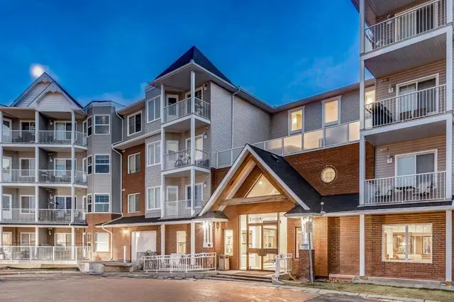 8 PRESTWICK POND Terrace SE #327