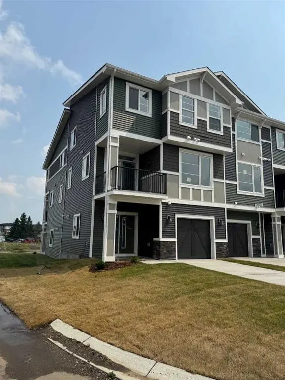 4 Waterford Glen — photo 2
