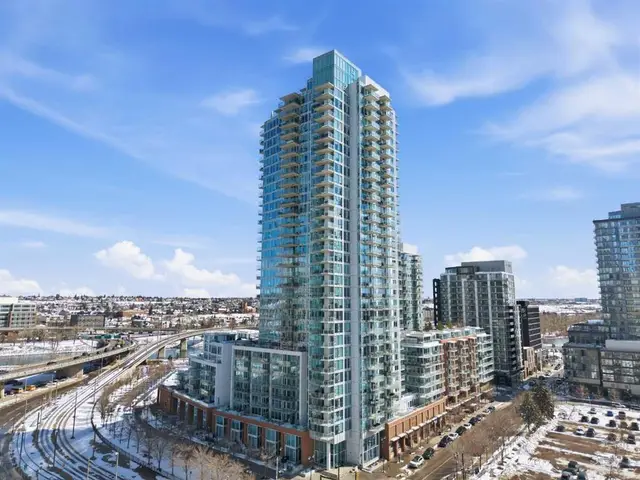 510 6 Avenue SE #2704