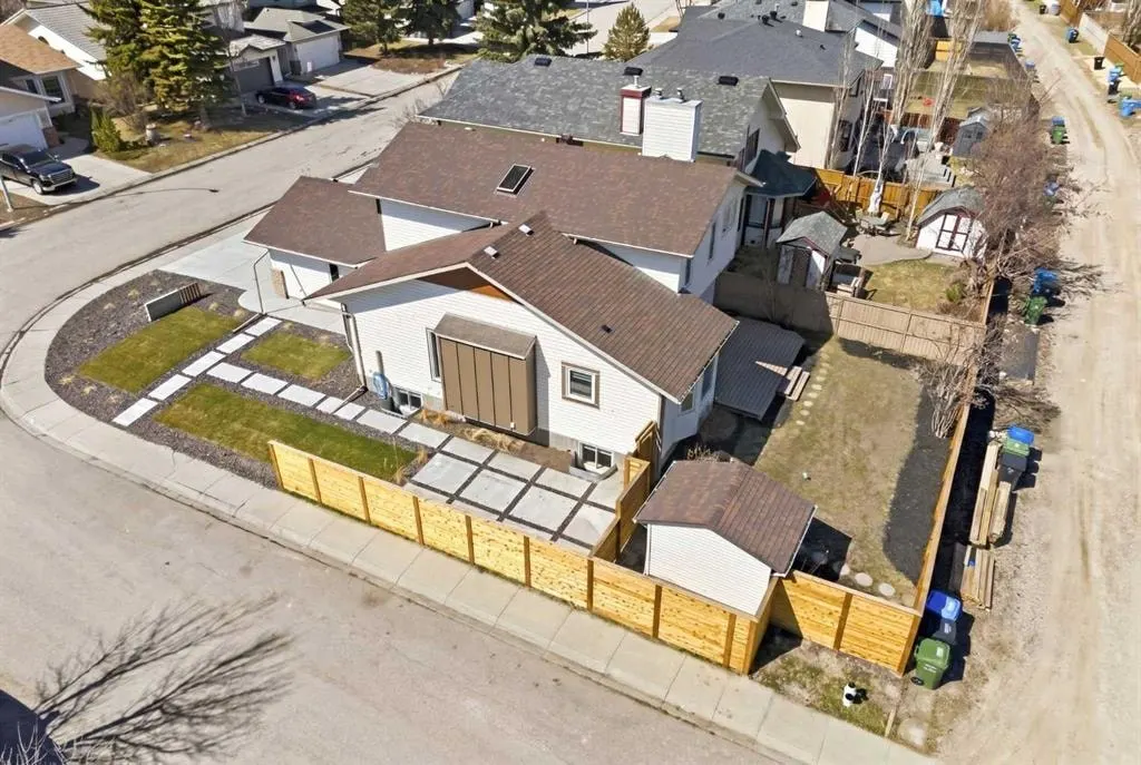 42 Sunvista Crescent SE — photo 3
