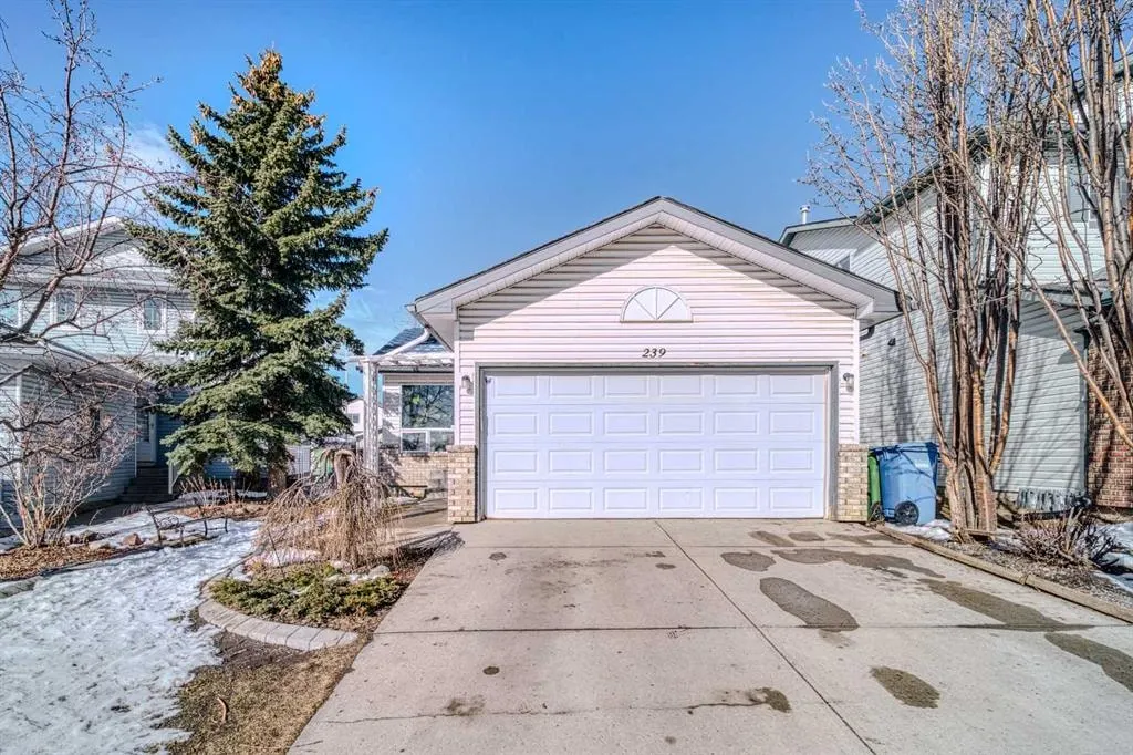 239 Arbour Wood Close NW — photo 1