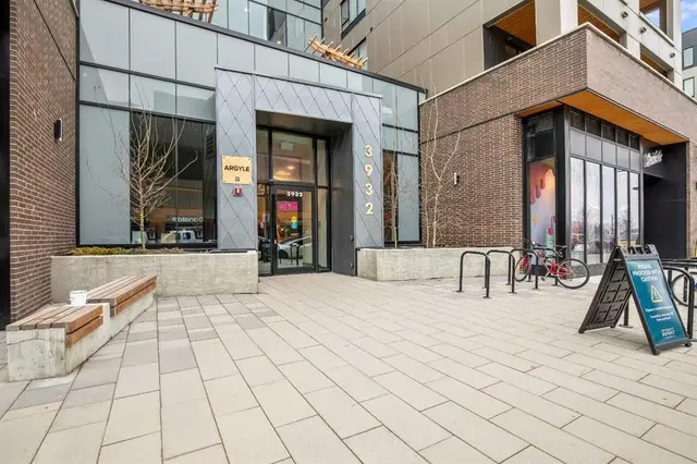 3932 University Avenue NW #507
